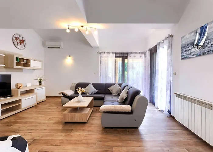 Danijela By Interhome Ferienhaus